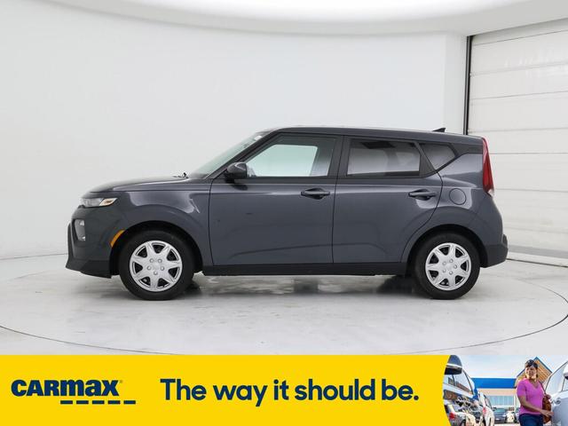 Photo of 2020 Gray Kia Soul