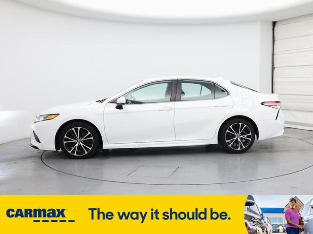 Photo of 2020 White Toyota Camry