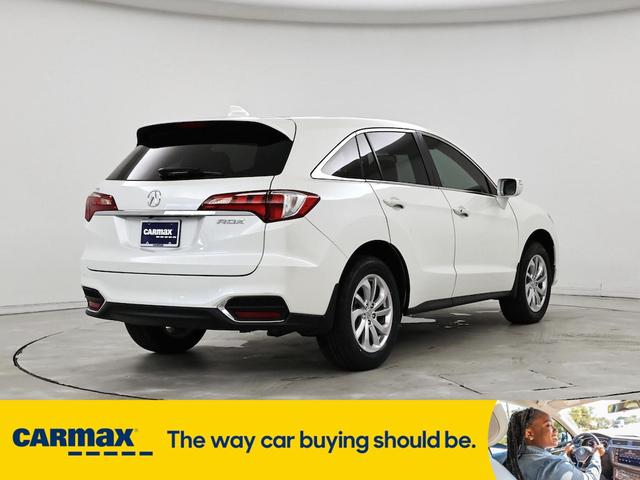 Photo of 2017 White Acura RDX