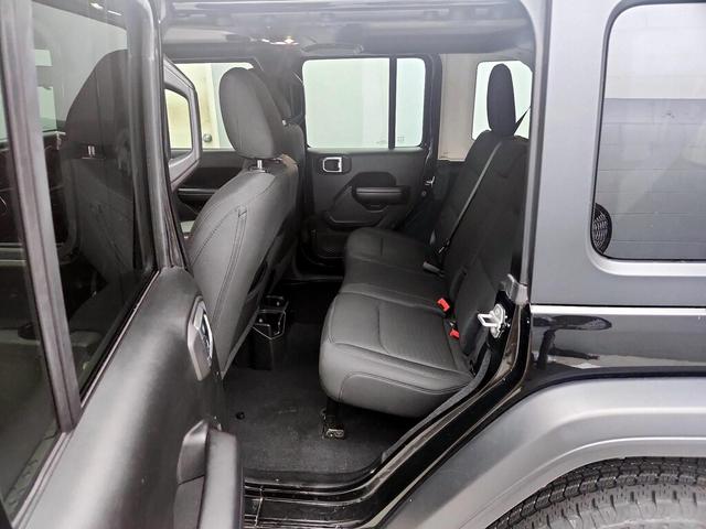 Photo of 2019 Black Jeep Wrangler