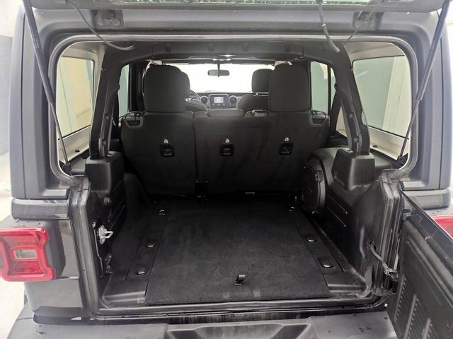 Photo of 2019 Black Jeep Wrangler