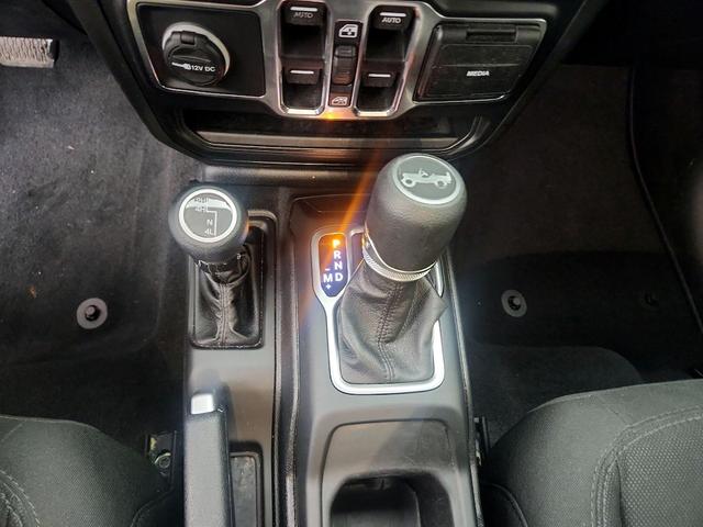 Photo of 2019 Black Jeep Wrangler