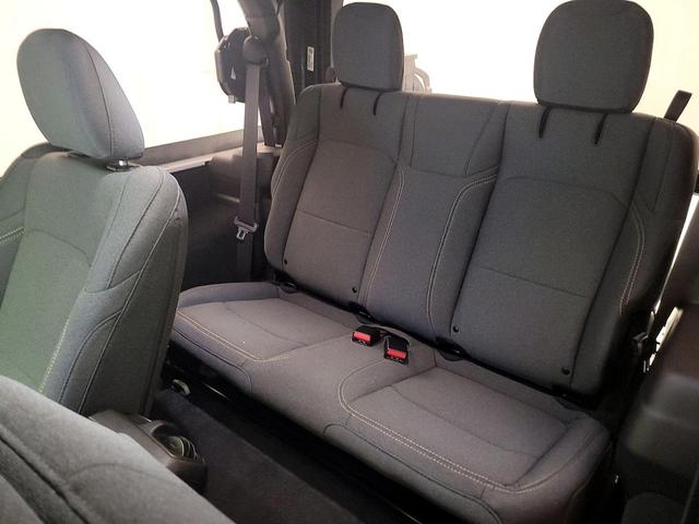 Photo of 2025 White Jeep Wrangler