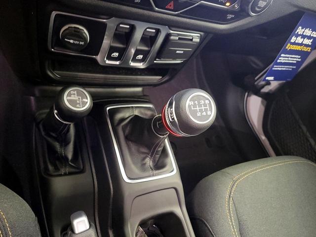 Photo of 2025 White Jeep Wrangler