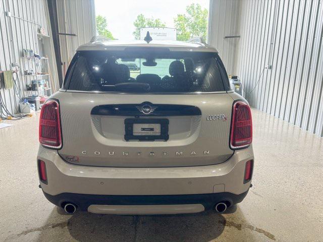 Photo of 2024 Rooftop Grey Metallic MINI Countryman