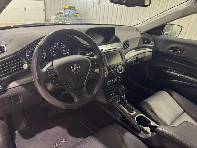 Photo of 2016 Crystal Black Pearl Acura ILX