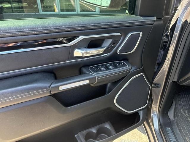Photo of 2020 Granite Crystal Clearcoat Metallic RAM 1500