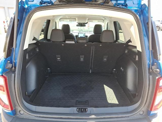 Photo of 2022 Velocity Blue Metallic Ford Bronco Sport
