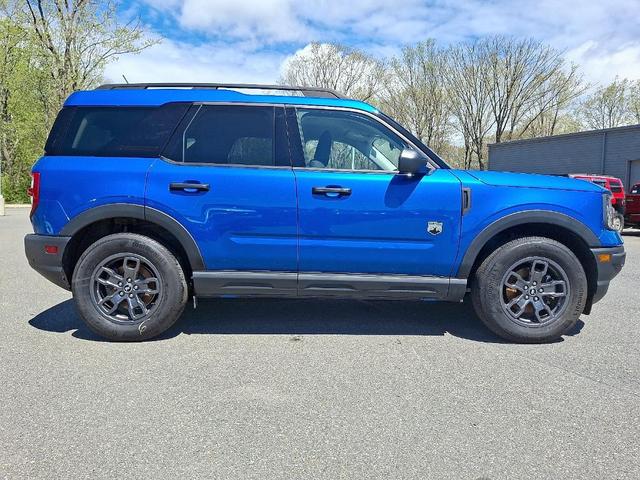 Photo of 2022 Velocity Blue Metallic Ford Bronco Sport