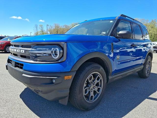 Photo of 2022 Velocity Blue Metallic Ford Bronco Sport
