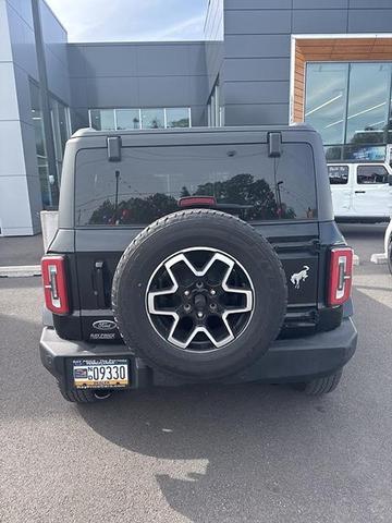 Photo of 2023 Shadow Black Ford Bronco