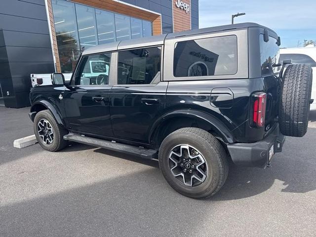 Photo of 2023 Shadow Black Ford Bronco
