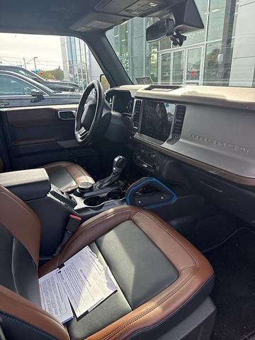 Photo of 2023 Shadow Black Ford Bronco