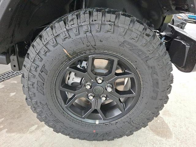 Photo of 2025 41 PJ5 Jeep Wrangler