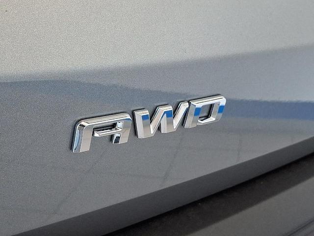 Photo of 2026 Sterling Gray Metallic Chevrolet Traverse