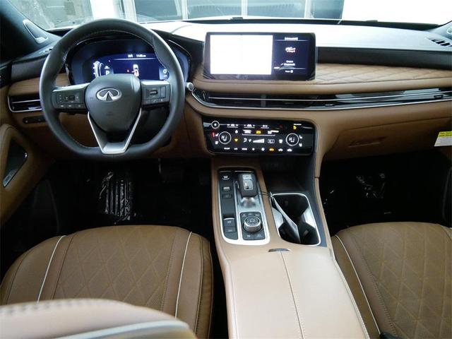 Photo of 2025 Majestic White/Black Obsidian INFINITI QX60