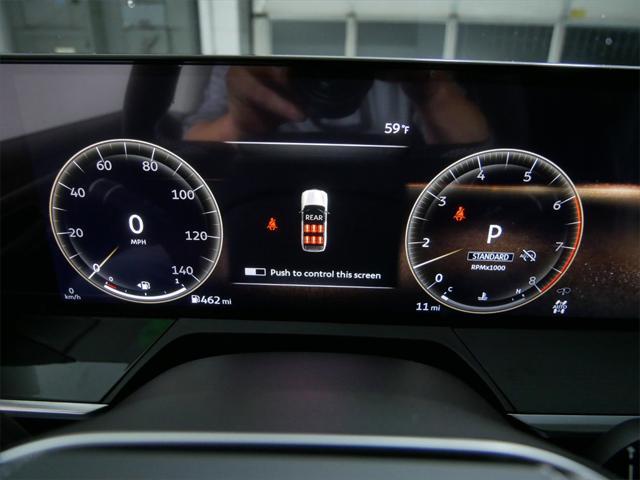 Photo of 2025 Radiant White INFINITI QX80