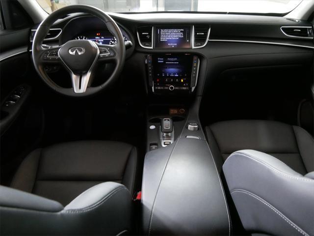 Photo of 2024 Black Obsidian INFINITI QX50