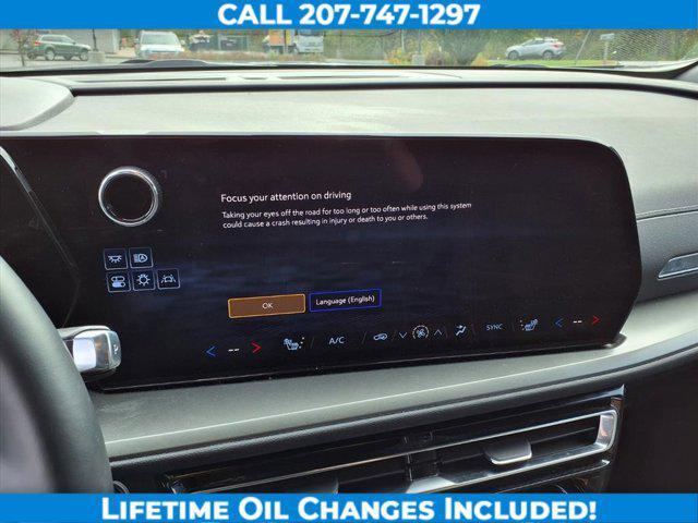 Photo of 2025 Lakeshore Blue Metallic Chevrolet Traverse