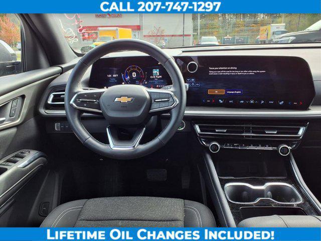Photo of 2025 Lakeshore Blue Metallic Chevrolet Traverse