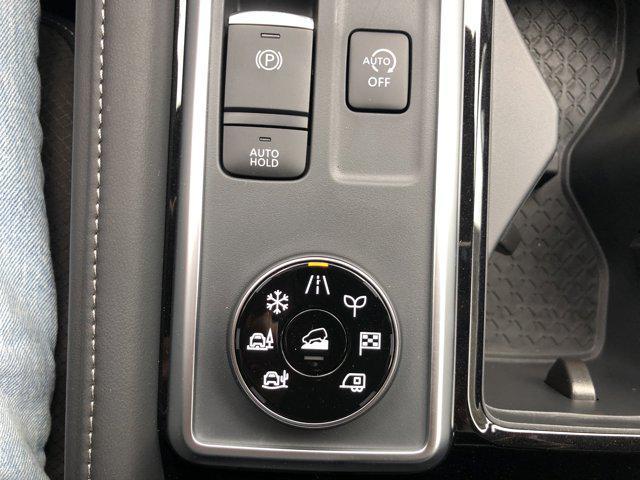Photo of 2025 CHARCOAL/SUPER BLAC Nissan Pathfinder