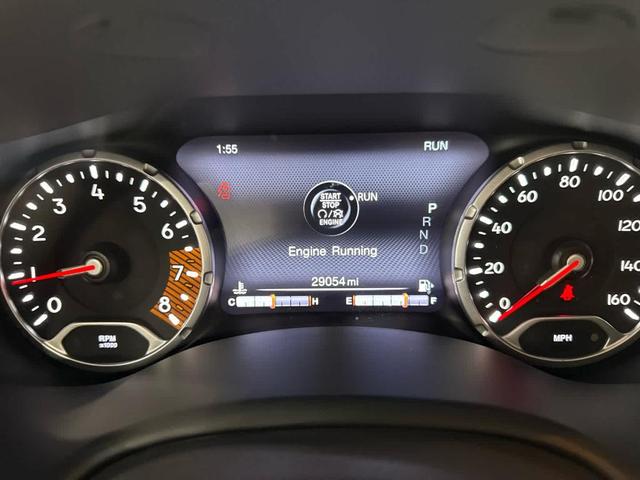 Photo of 2022 Sting Gray Clearcoat Jeep Renegade