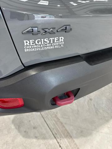 Photo of 2022 Sting Gray Clearcoat Jeep Renegade