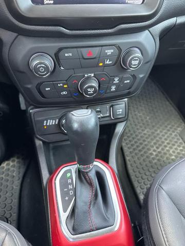 Photo of 2022 Sting Gray Clearcoat Jeep Renegade