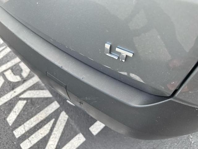 Photo of 2023 Sterling Gray Metallic Chevrolet Traverse