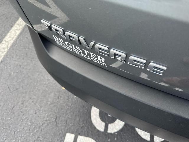 Photo of 2023 Sterling Gray Metallic Chevrolet Traverse