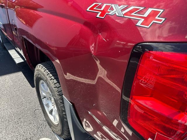Photo of 2017 Red Chevrolet Silverado 1500