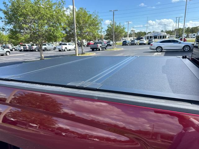 Photo of 2017 Red Chevrolet Silverado 1500