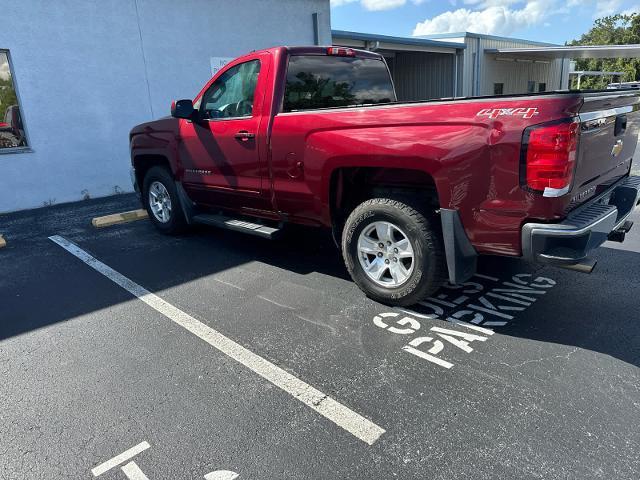 Photo of 2017 Red Chevrolet Silverado 1500