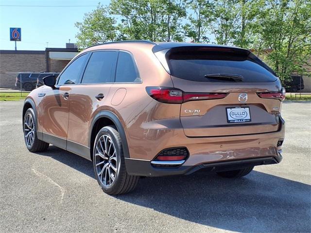 Photo of 2025 Melting Copper Metallic Mazda CX-70 PHEV