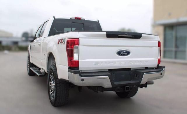 Photo of 2018 White Ford F-250