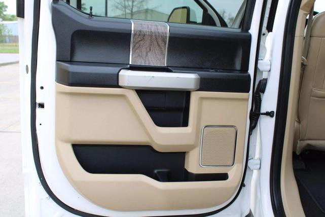 Photo of 2018 White Ford F-250