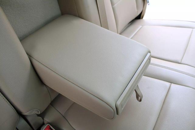 Photo of 2018 White Ford F-250