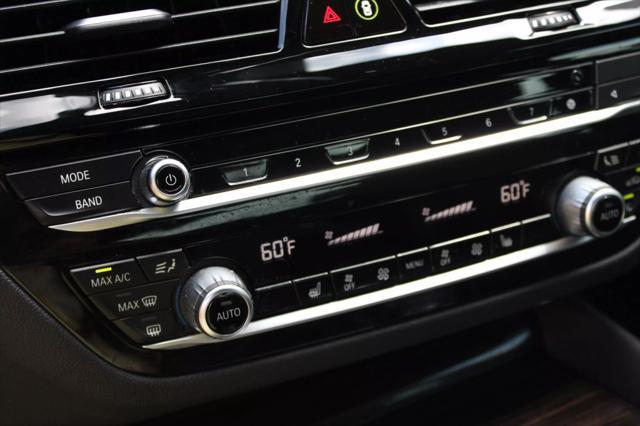 Photo of 2022 Dark Graphite Metallic BMW 530