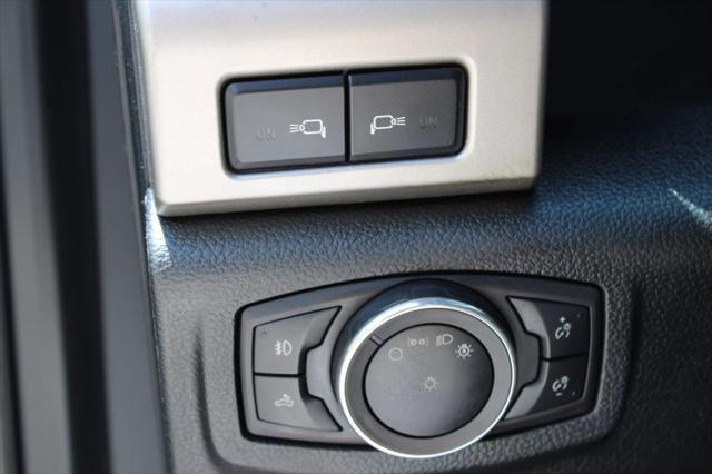 Photo of 2019 Agate Black Metallic Ford F-350