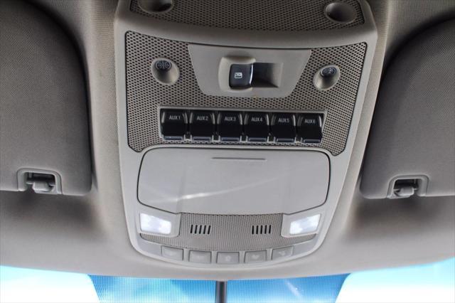 Photo of 2019 Agate Black Metallic Ford F-350
