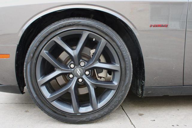 Photo of 2022 Granite Pearlcoat Dodge Challenger
