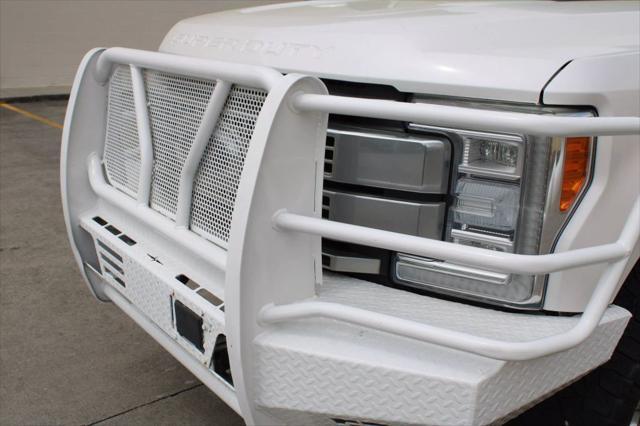 Photo of 2018 White Platinum Metallic Tri-Coat Ford F-350