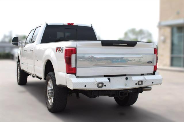 Photo of 2018 White Platinum Metallic Tri-Coat Ford F-350