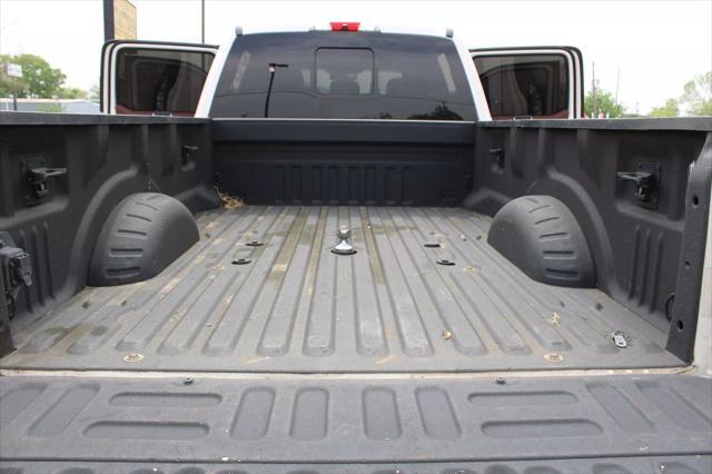 Photo of 2018 White Platinum Metallic Tri-Coat Ford F-350