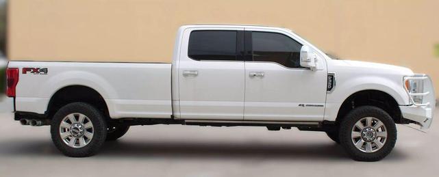 Photo of 2018 White Platinum Metallic Tri-Coat Ford F-350