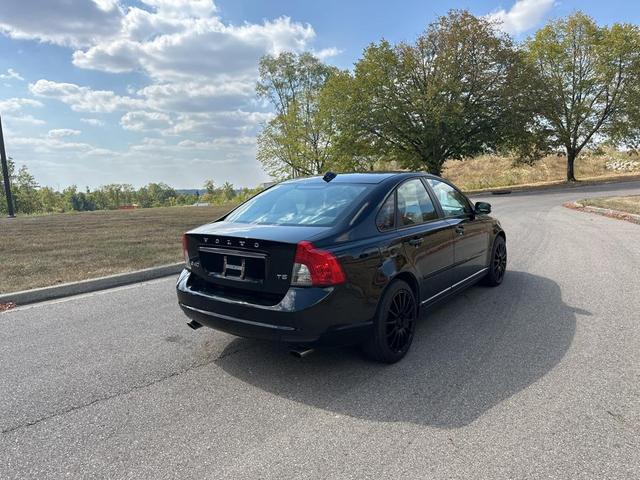 Photo of 2011 Black Stone Volvo S40