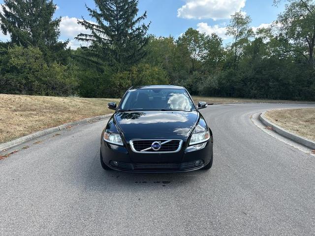 Photo of 2011 Black Stone Volvo S40