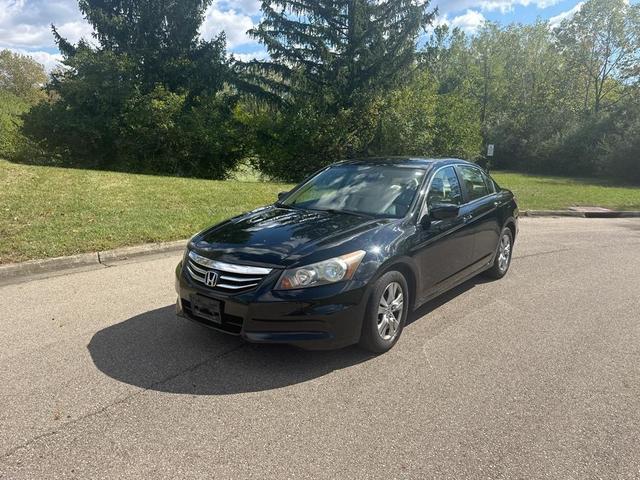 Photo of 2011 Crystal Black Pearl Honda Accord