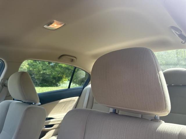 Photo of 2011 Crystal Black Pearl Honda Accord