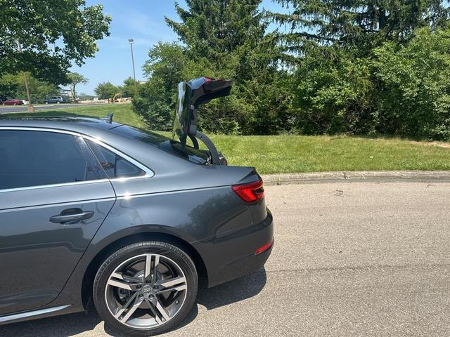 Photo of 2017 Manhattan Gray Metallic Audi A4